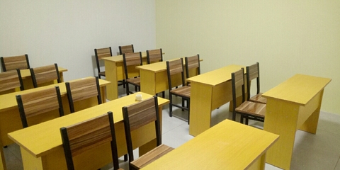 夏泉教育咨詢(xún)中心